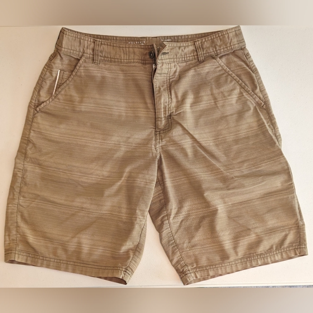 Mountain Hardware shorts